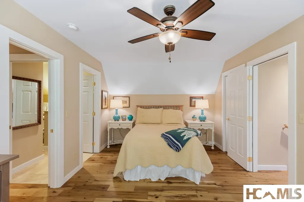 907 Yellow Mountain Road Cashiers NC 28723