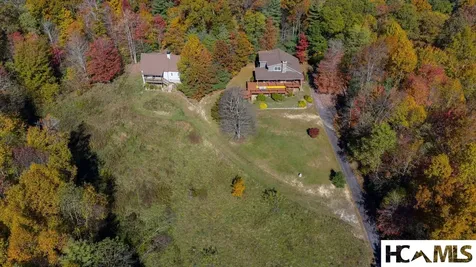 907 Yellow Mountain Road Cashiers NC 28723