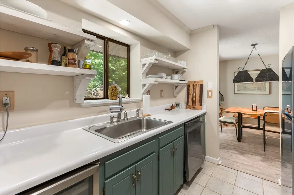 407 Overlook Road Sapphire NC 28774