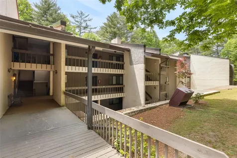 407 Overlook Road Sapphire NC 28774