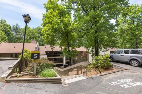 407 Overlook Road Sapphire NC 28774