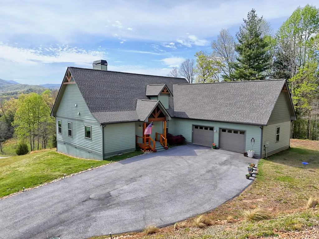 100 Deacons Way Franklin NC 28734