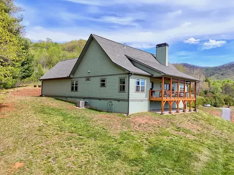 100 Deacons Way Franklin NC 28734