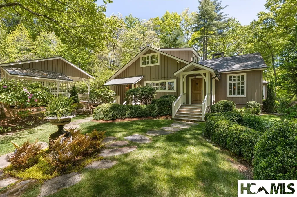 239 Hammond Road Highlands NC 28741