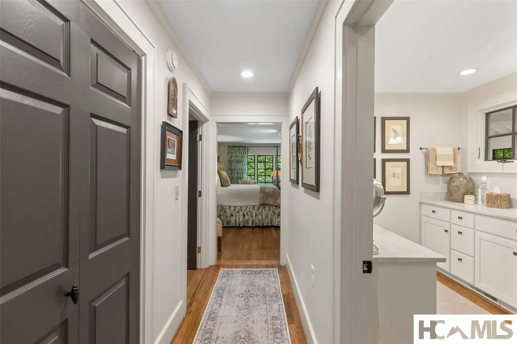 239 Hammond Road Highlands NC 28741