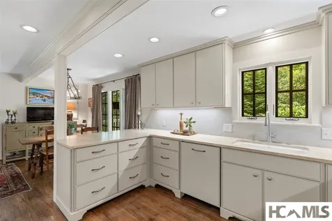 239 Hammond Road Highlands NC 28741