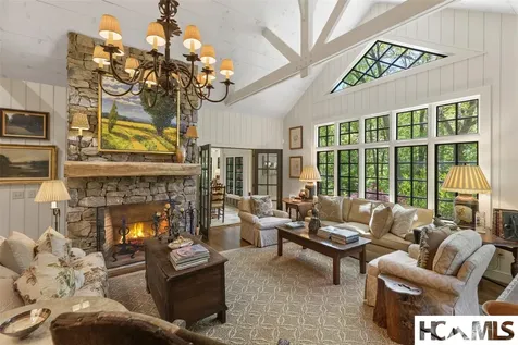 239 Hammond Road Highlands NC 28741
