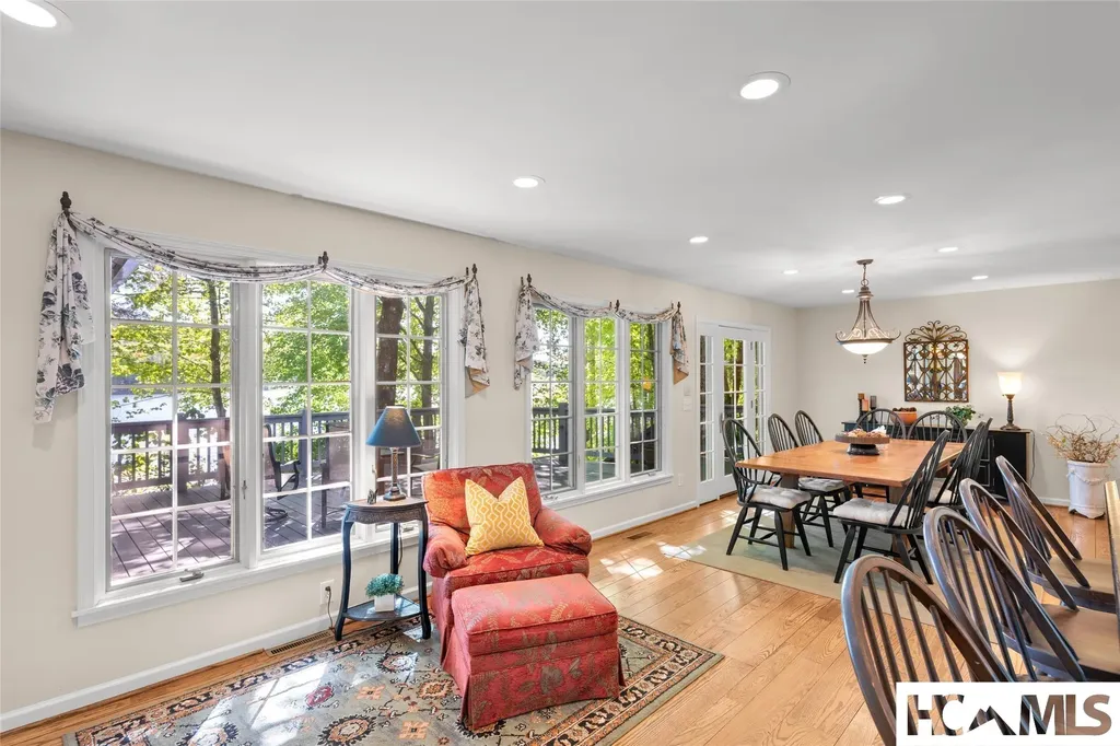 90 West Shore Drive Lake Toxaway NC 28747