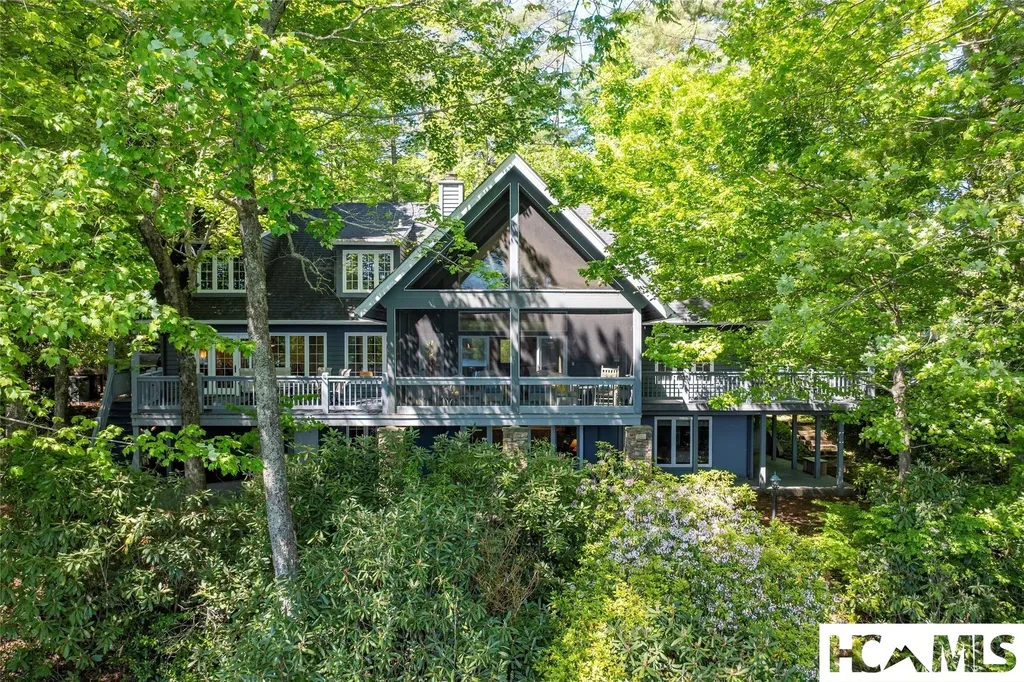 90 West Shore Drive Lake Toxaway NC 28747