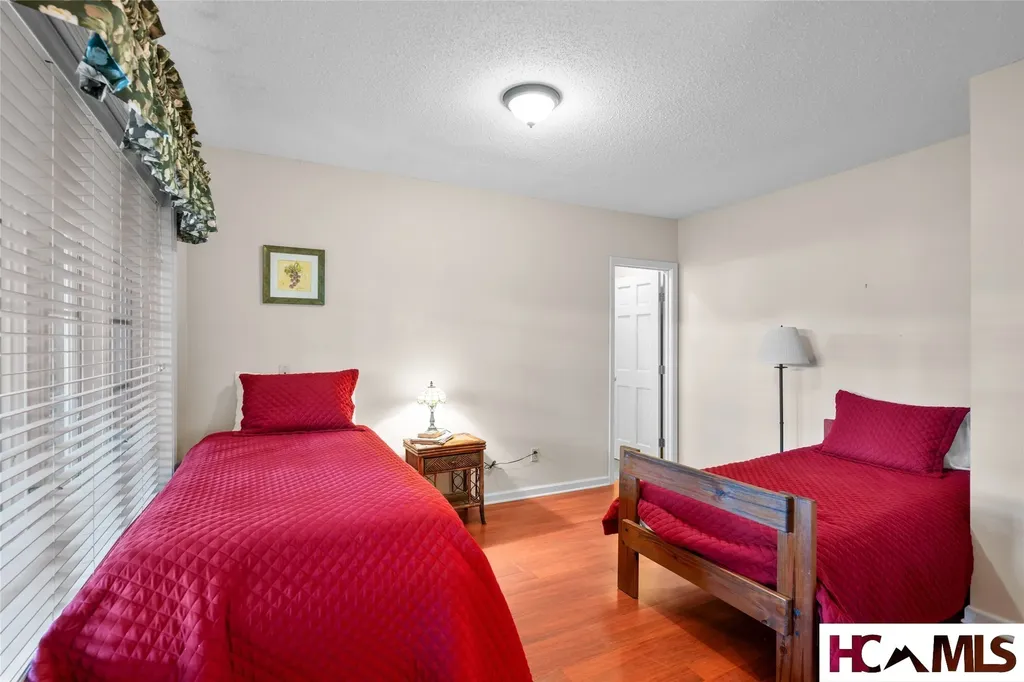 90 West Shore Drive Lake Toxaway NC 28747