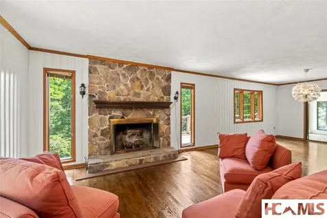 44 Rainbow Road Highlands NC 28741