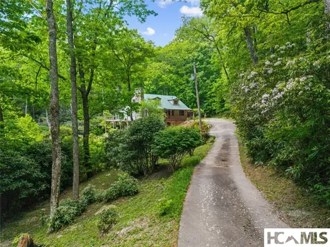 44 Rainbow Road Highlands NC 28741