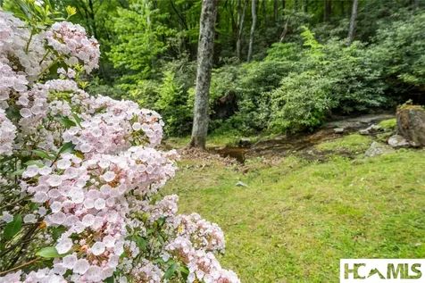 44 Rainbow Road Highlands NC 28741
