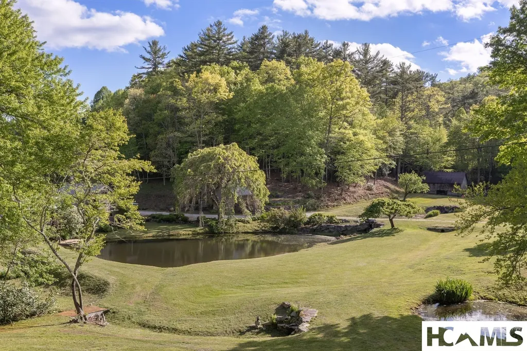 567 Lloyd Hooper Road Cullowhee NC 28723