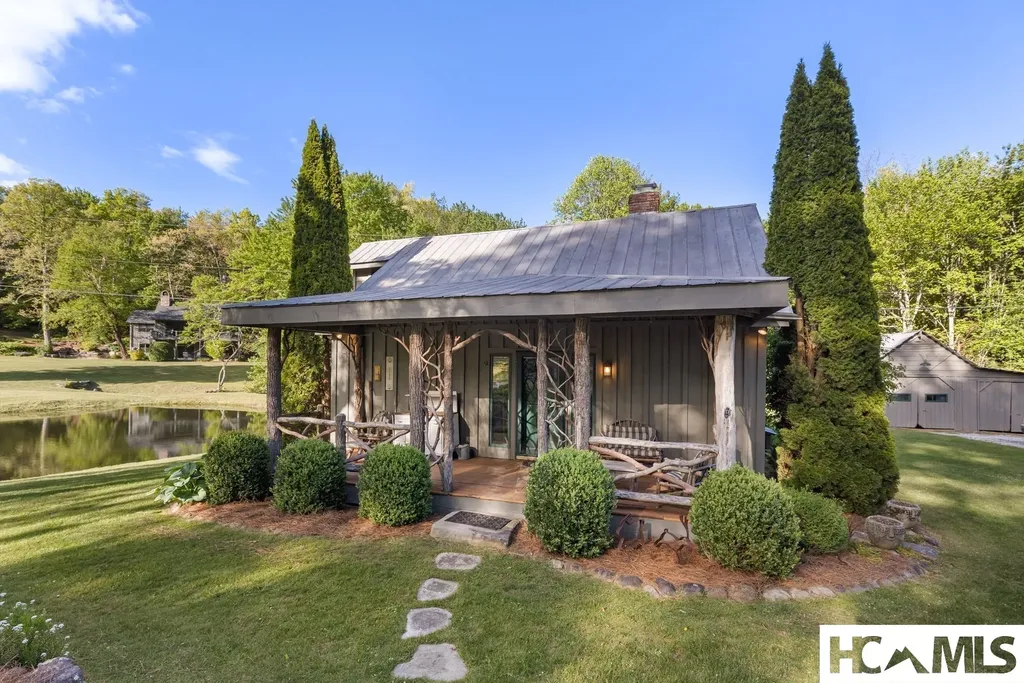 567 Lloyd Hooper Road Cullowhee NC 28723