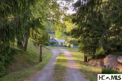 567 Lloyd Hooper Road Cullowhee NC 28723