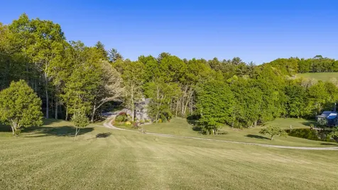 567 Lloyd Hooper Road Cullowhee NC 28723