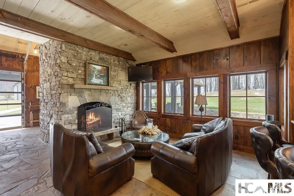 246 Outpost Trail Glenville NC 28736