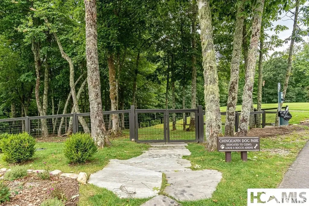 246 Outpost Trail Glenville NC 28736