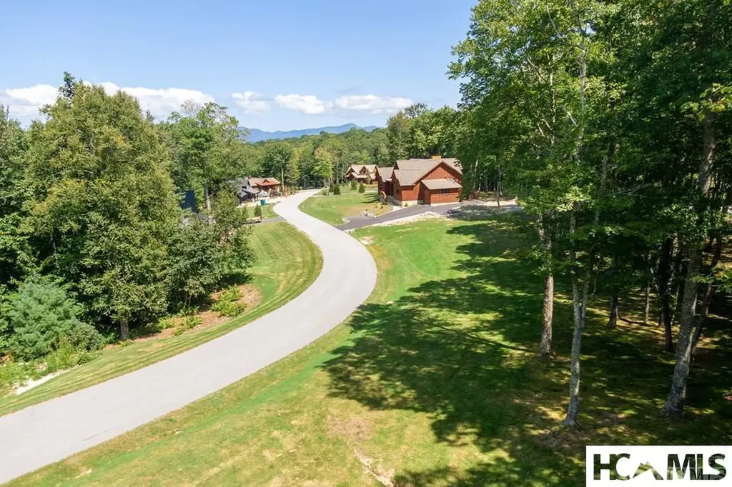 246 Outpost Trail Glenville NC 28736