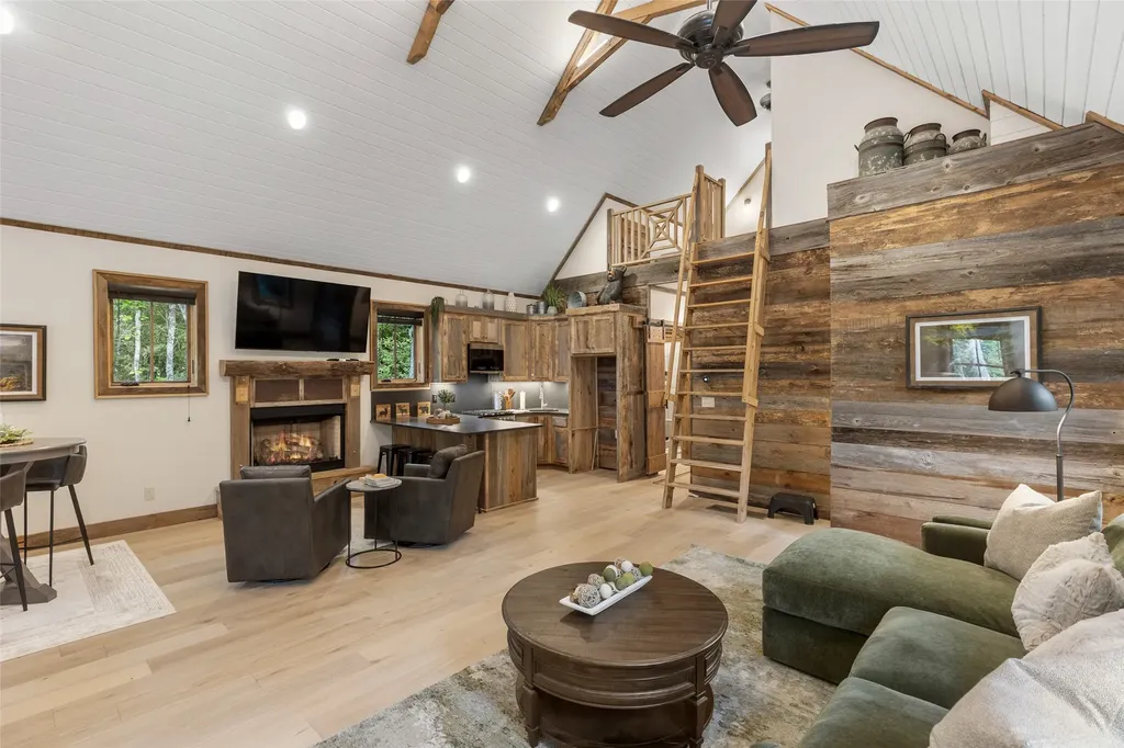 161 Shelter Lane Glenville NC 28736