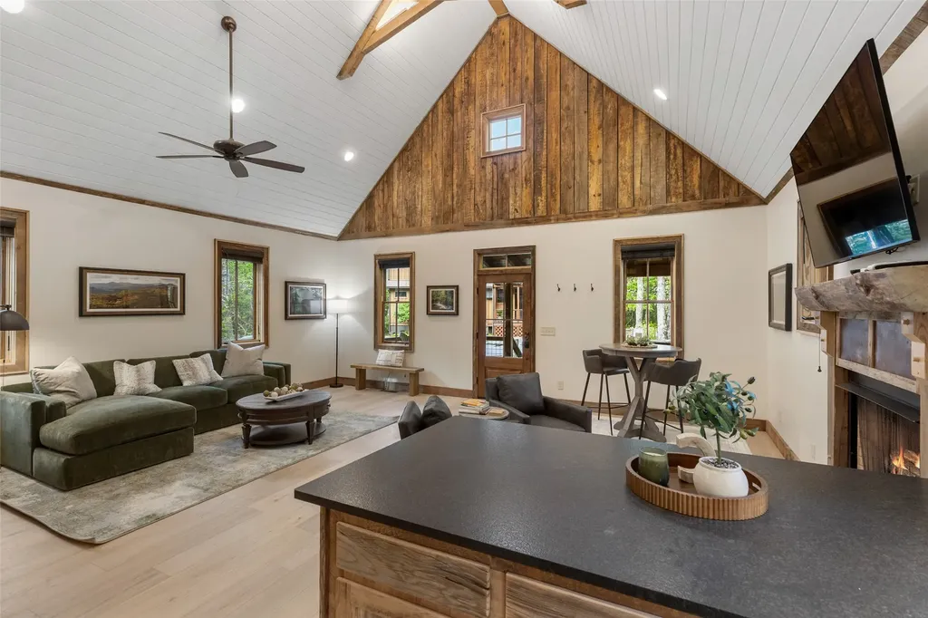 161 Shelter Lane Glenville NC 28736