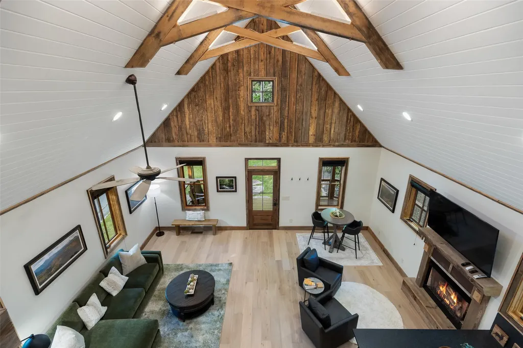 161 Shelter Lane Glenville NC 28736