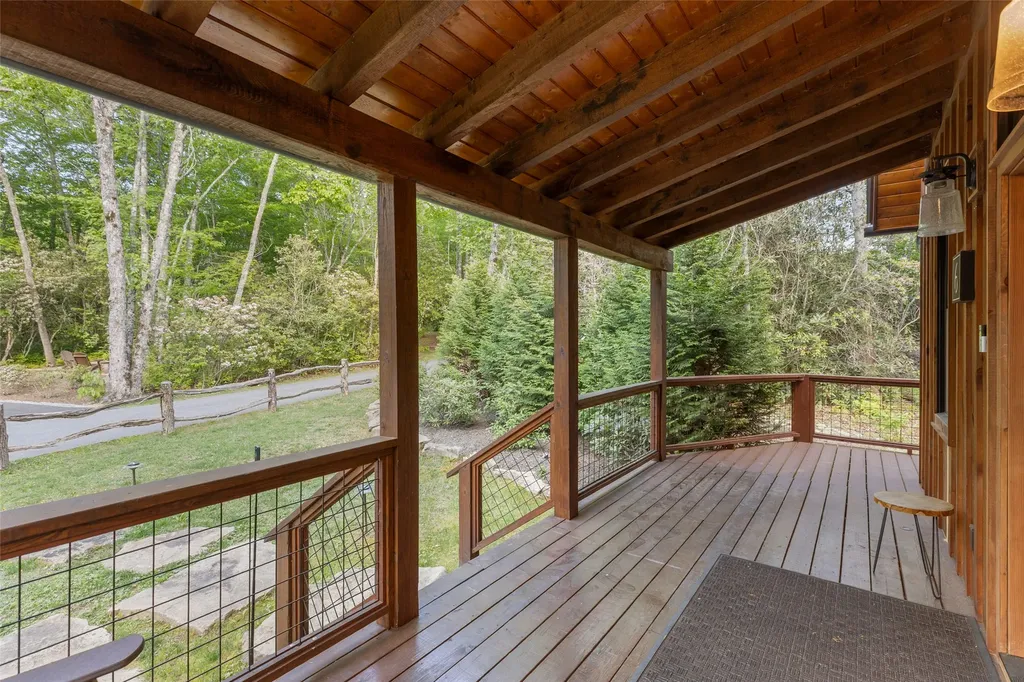 161 Shelter Lane Glenville NC 28736