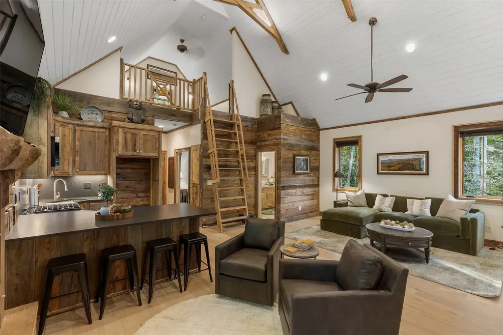 161 Shelter Lane Glenville NC 28736