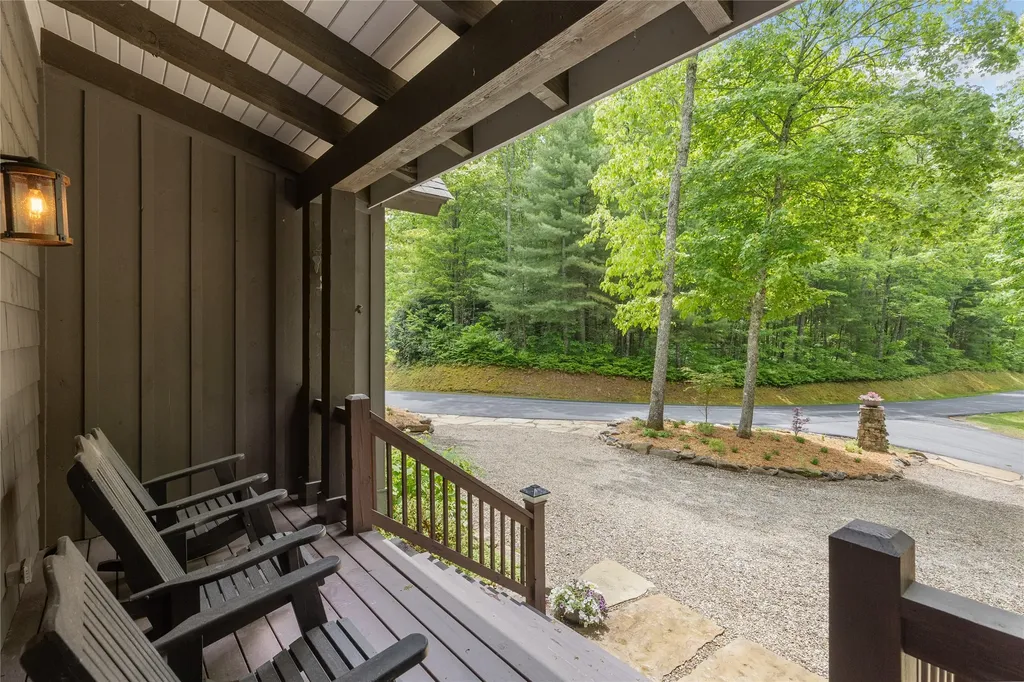 12 Gentle Breeze Lane Glenville NC 28736