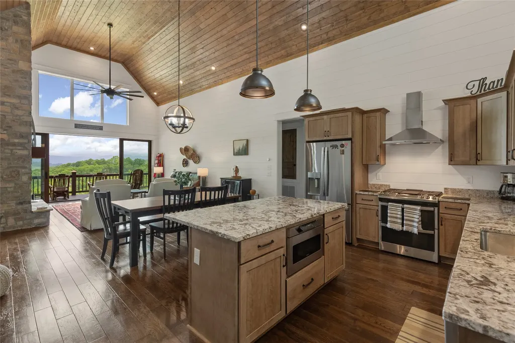 12 Gentle Breeze Lane Glenville NC 28736