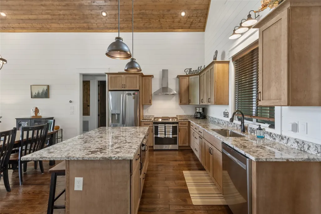 12 Gentle Breeze Lane Glenville NC 28736