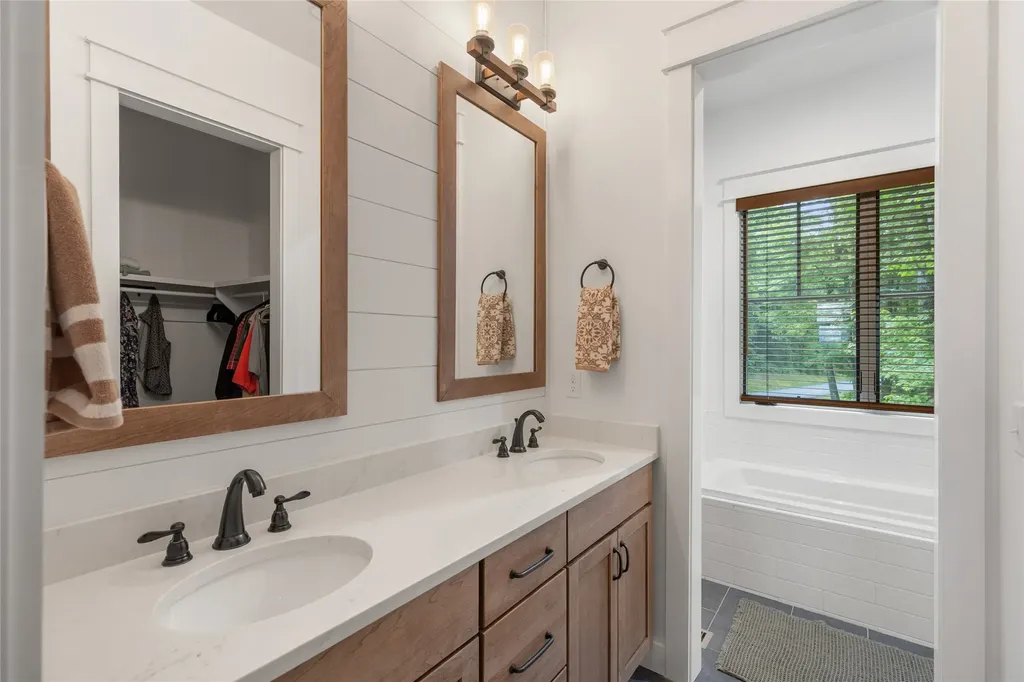 12 Gentle Breeze Lane Glenville NC 28736