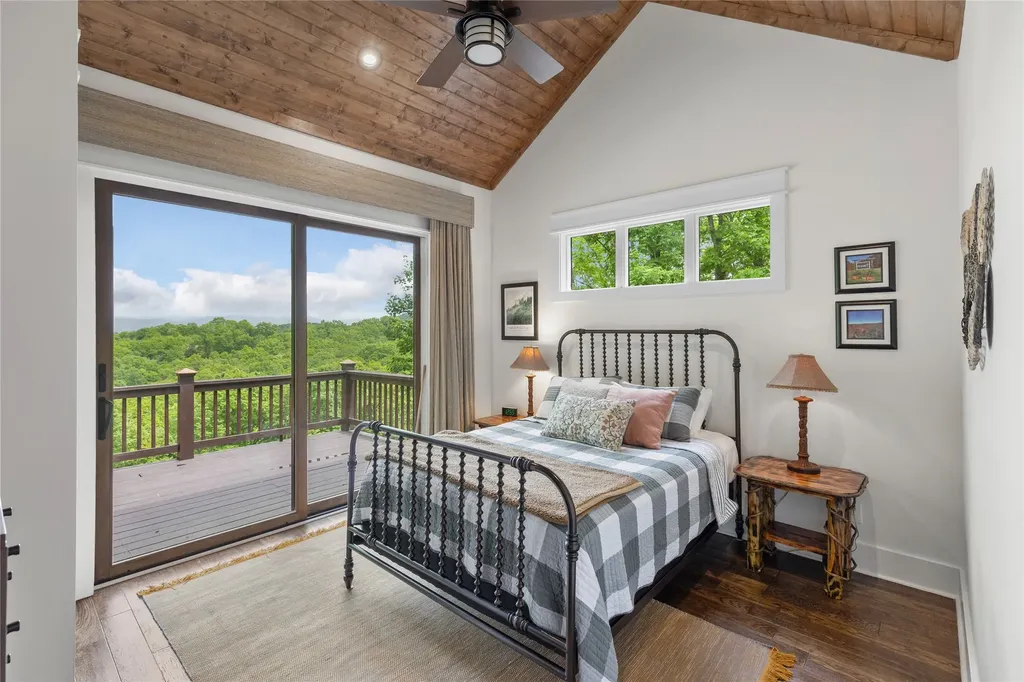 12 Gentle Breeze Lane Glenville NC 28736
