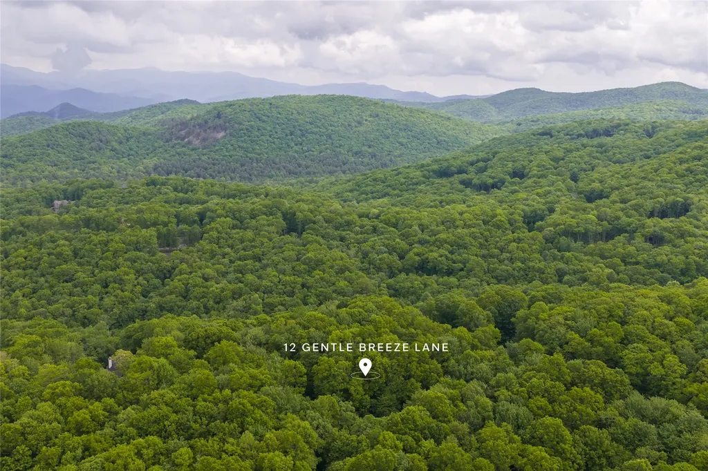 12 Gentle Breeze Lane Glenville NC 28736