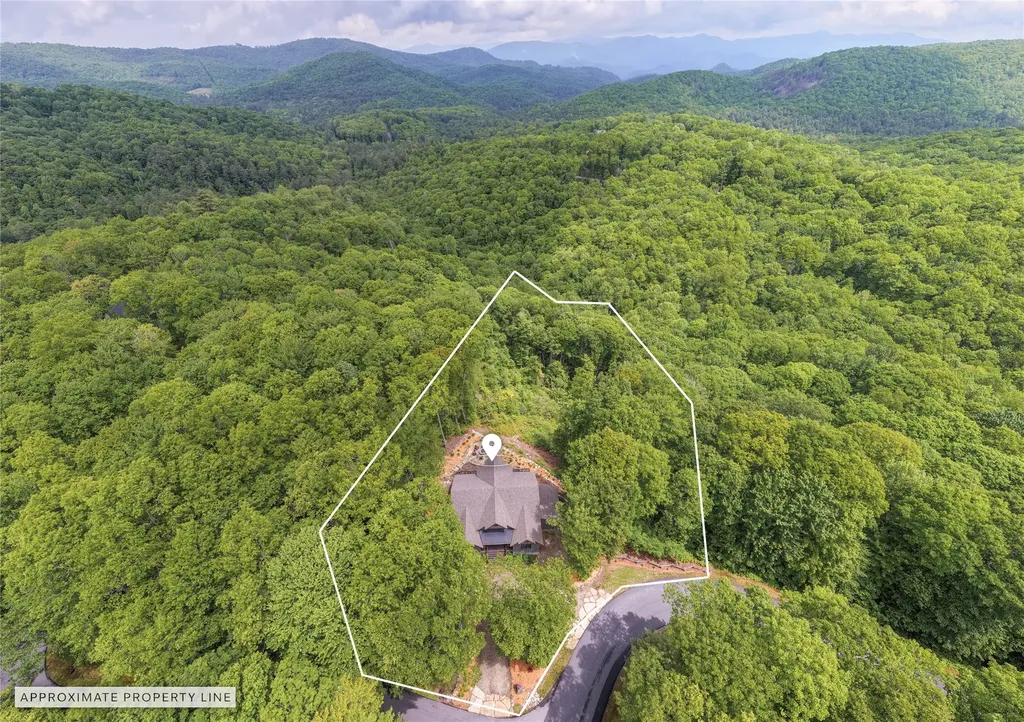 12 Gentle Breeze Lane Glenville NC 28736