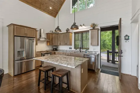 12 Gentle Breeze Lane Glenville NC 28736