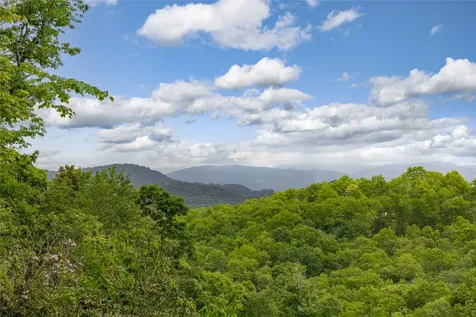 12 Gentle Breeze Lane Glenville NC 28736