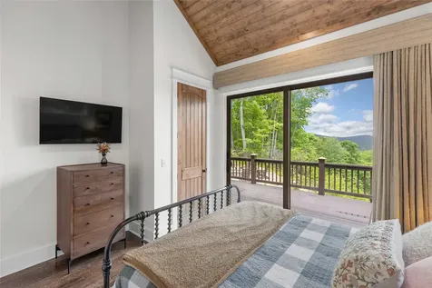 12 Gentle Breeze Lane Glenville NC 28736