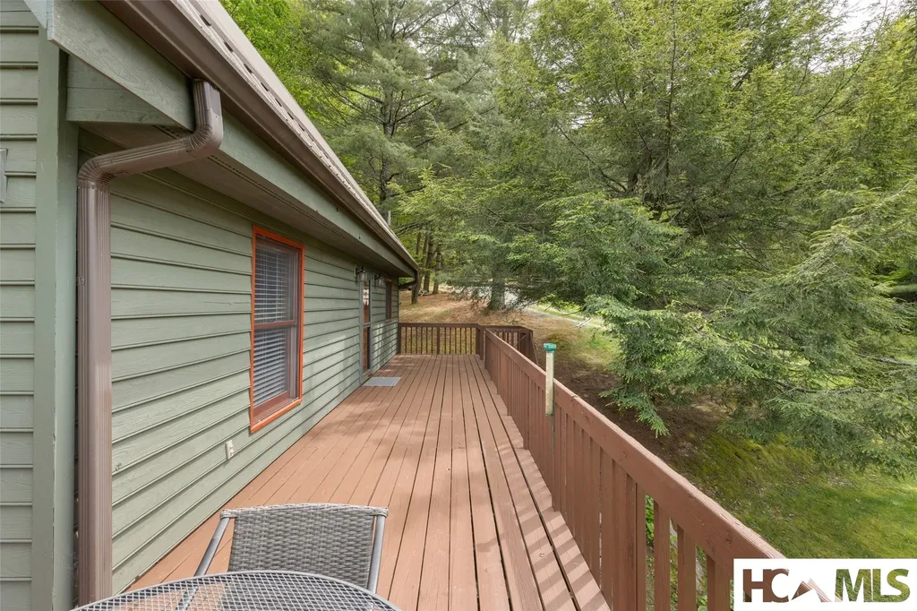 227 Lullwater Cove Cullowhee NC 28723