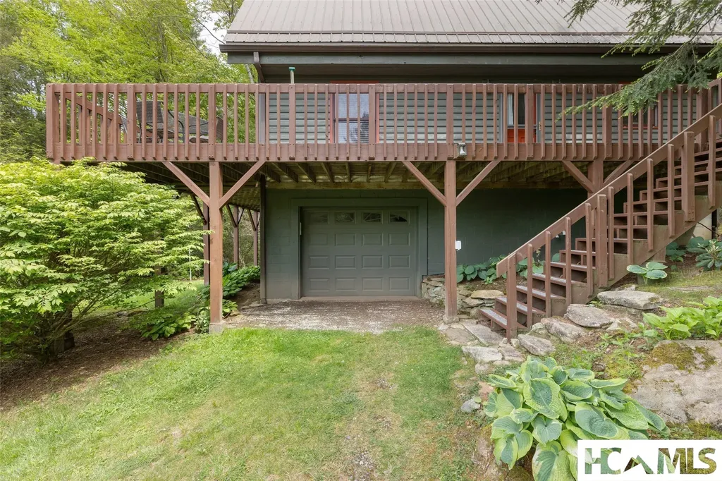 227 Lullwater Cove Cullowhee NC 28723