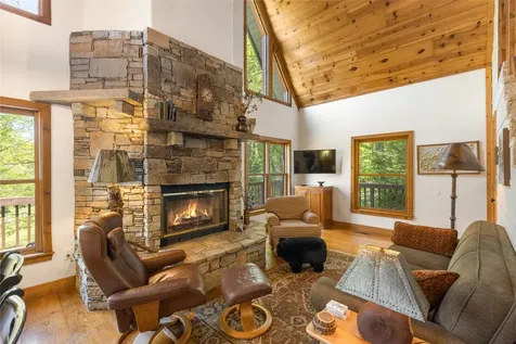 227 Lullwater Cove Cullowhee NC 28723