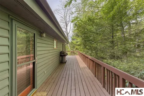 227 Lullwater Cove Cullowhee NC 28723