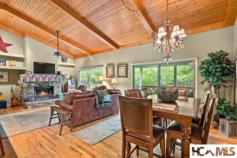 560 Toxaway Court Lake Toxaway NC 28747