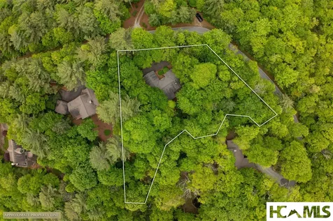 560 Toxaway Court Lake Toxaway NC 28747