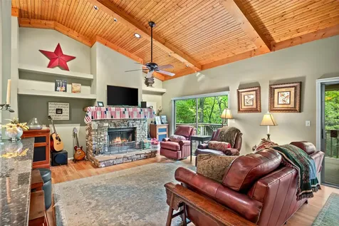 560 Toxaway Court Lake Toxaway NC 28747