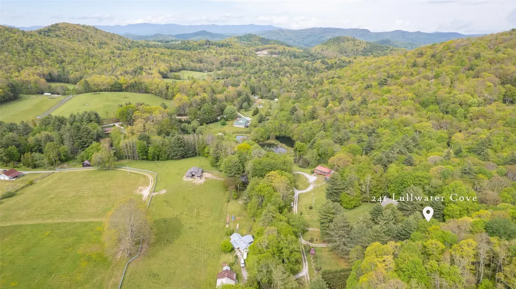 241 Lullwater Cove Cullowhee NC 28723