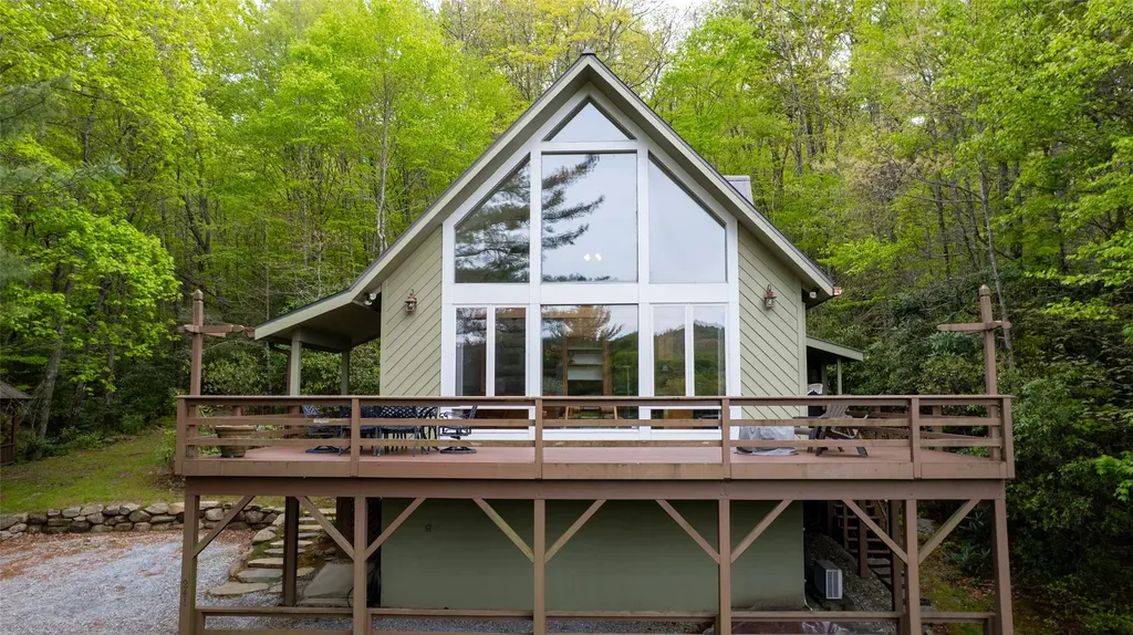 241 Lullwater Cove Cullowhee NC 28723
