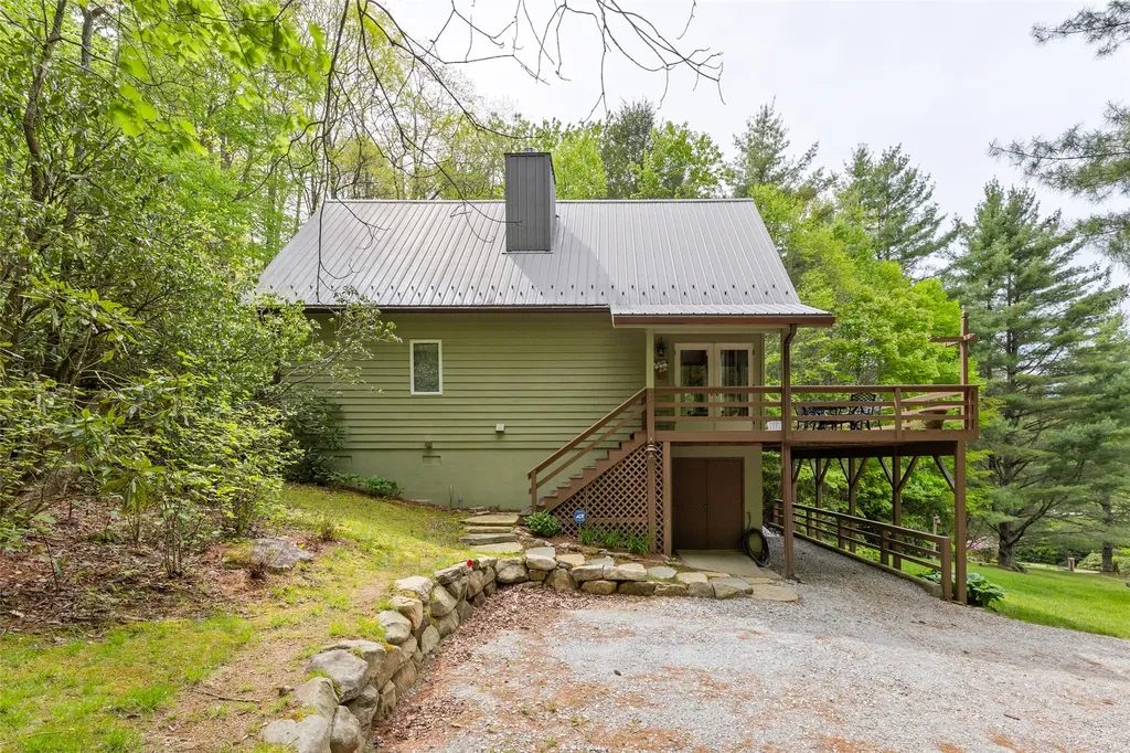 241 Lullwater Cove Cullowhee NC 28723