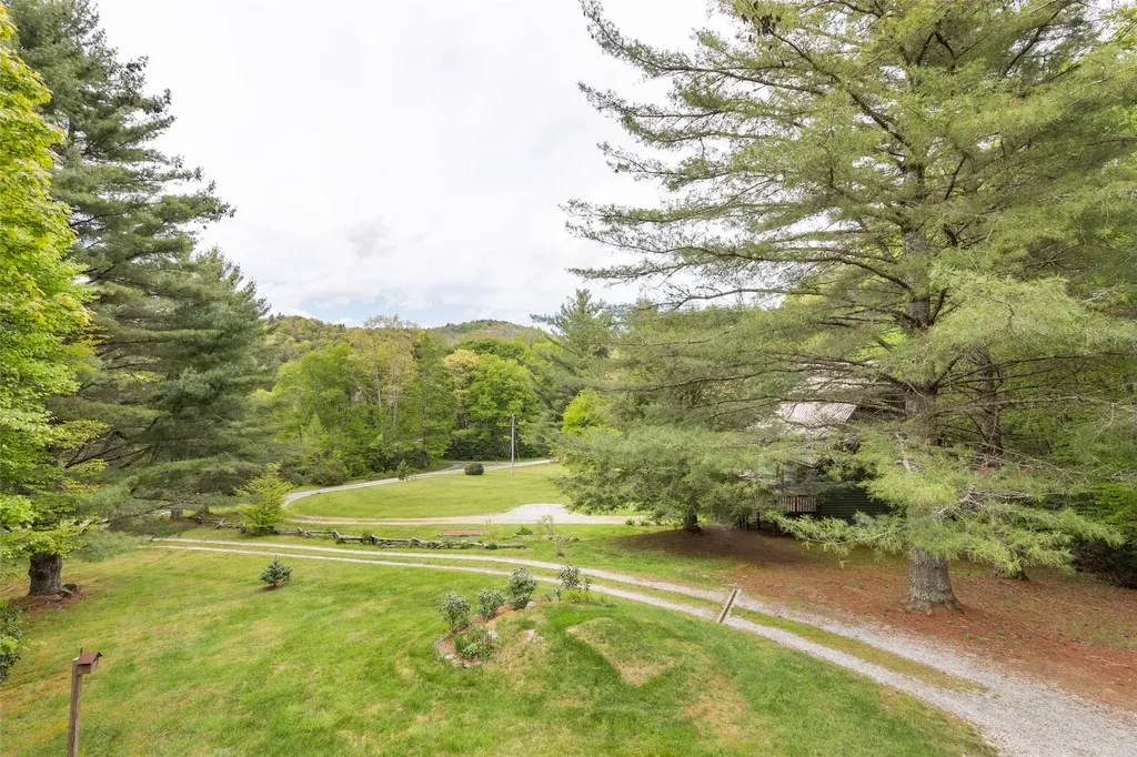 241 Lullwater Cove Cullowhee NC 28723